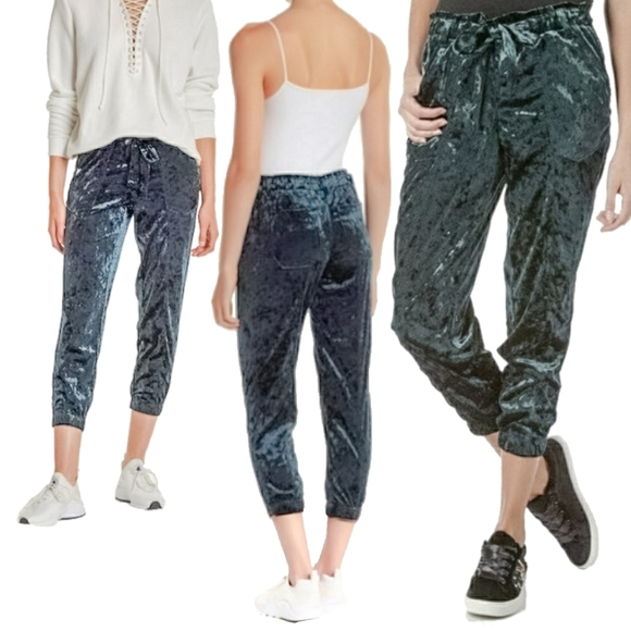 Jolt Lounge Act Pink Crushed Velvet Crop Joggers - Picture 11 of 13